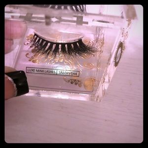 Mink lashes